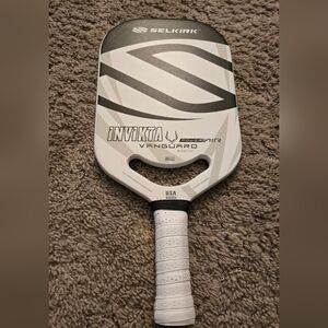 Selkirk Power Air pickleball paddle